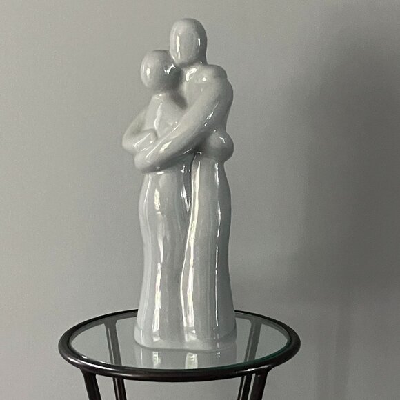 Lovers Embrace Ceramic Sculpture - Picture 1 of 3